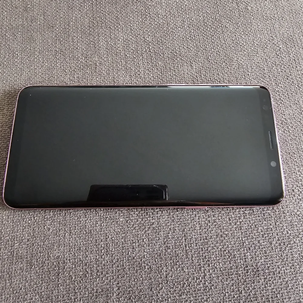 Unlocked Samsung S9 with original box and 3 cases including Otterbox - Picture 12 of 15